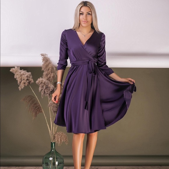 Ivory and Kate Dresses & Skirts - ❗️NEW❗️Dark Purple 3/4 Sleeve Silk Wrap Dress
